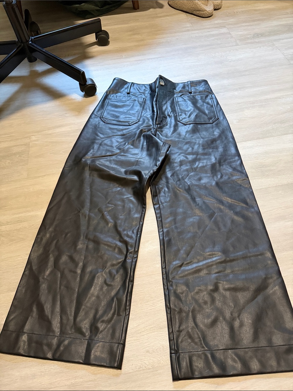 Maeve Black Faux Leather Relaxed Wide-Leg Jeans size 31